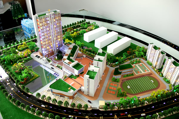 �m���мӌWУ